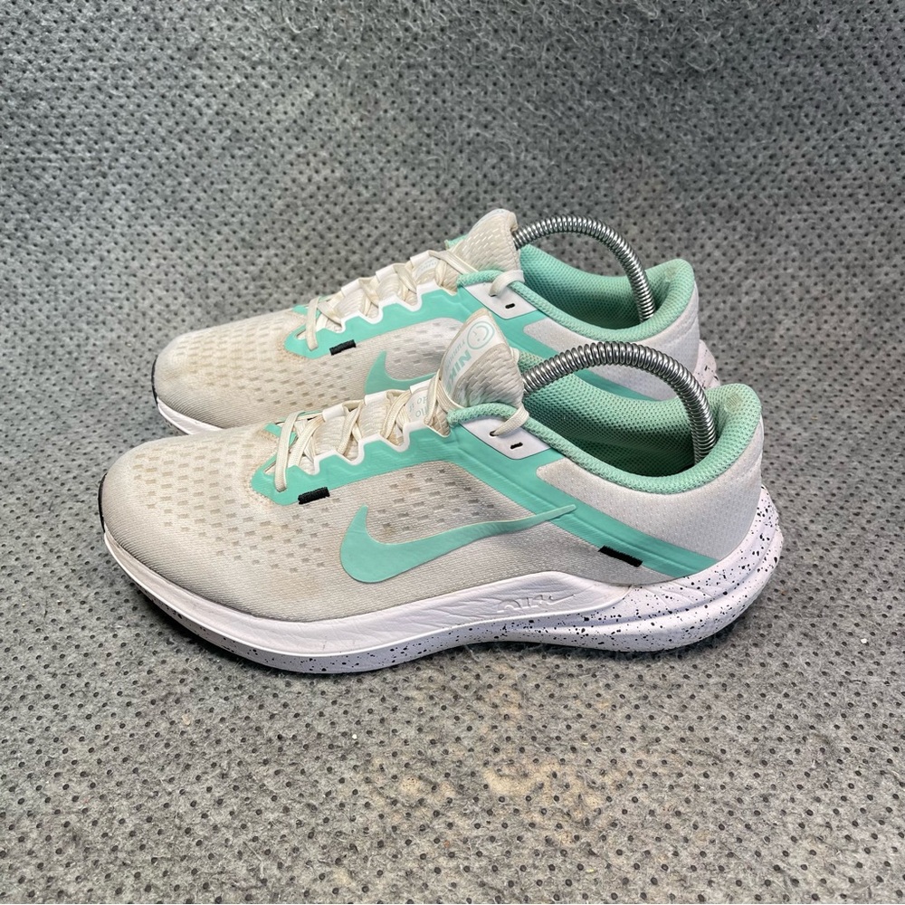 Nike Air Winflo 10 Running Shoes Size 9.5 Women’s.